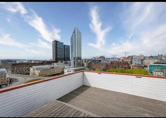 And Charming In The Middle Of Center